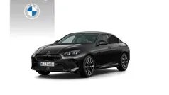 Zwart, metallic lak Nieuw 2025 BMW 220 M Sport Coupé | € 55.216 (Super prijs)