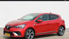 Rood metallic Gebruikt 2022 Renault Clio V R.S. Hatchback | € 22.950 (Eerlijke prijs)