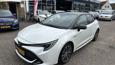 Gebruikt 2019 Toyota Corolla Style Hatchback | € 17.450 (Eerlijke prijs)