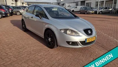 Grijs Gebruikt 2008 Seat Leon Sport Hatchback | € 2.499 (Goede deal)