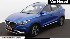 Blauw Gebruikt 2019 MG ZS Luxury Sedan | € 13.900 (Eerlijke prijs)