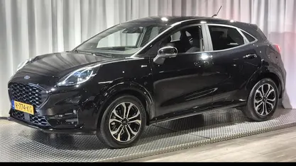 Zwart Gebruikt 2022 Ford Puma ST-Line SUV | € 21.945 (Eerlijke prijs)