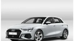 Wit, metallic lak Gebruikt 2024 Audi A3 Sportback Design Hatchback | € 34.950 (Eerlijke prijs)