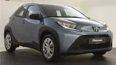 Grijs Gebruikt 2024 Toyota Aygo Play Hatchback | € 17.499 (Eerlijke prijs)