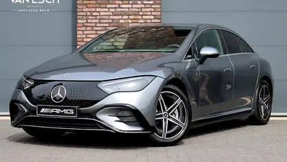 Grijs Gebruikt 2024 Mercedes EQE300 AMG line Sedan | € 49.500 (Goede deal)