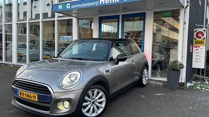 Occasion 2017 Mini Cooper Business Hatchback | € 16.950 (Eerlijke prijs)