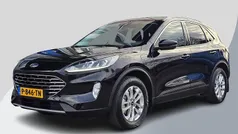 Gebruikt 2022 Ford Kuga Titanium SUV | € 23.450 (Eerlijke prijs)