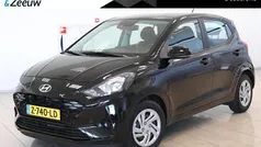 Zwart Gebruikt 2024 Hyundai i10 Comfort Hatchback | € 17.850 (Eerlijke prijs)