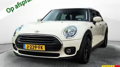 Wit Gebruikt 2020 Mini One Clubman Chili Stationwagen | € 17.400 (Eerlijke prijs)
