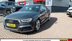 Grijs Gebruikt 2020 Audi A3 Sport Sedan | € 24.750 (Eerlijke prijs)