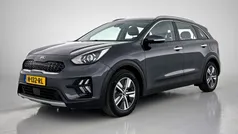 Grijs Gebruikt 2020 Kia Niro SUV | € 20.945 (Eerlijke prijs)