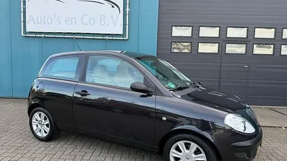 Occasion 2005 Lancia Ypsilon Hatchback | € 1.900 (Eerlijke prijs)