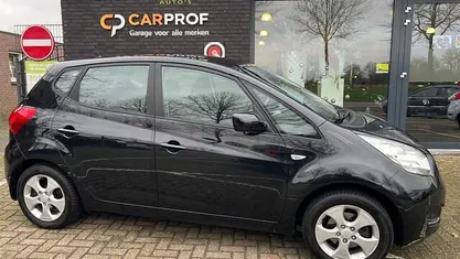 Gebruikt 2012 Kia Venga Plus Hatchback | € 5.350 (Eerlijke prijs)