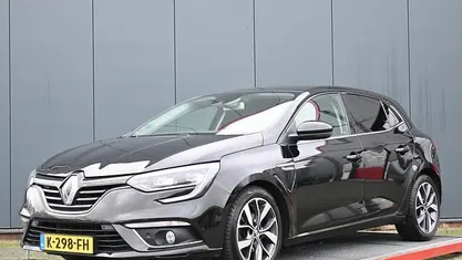 Gebruikt 2018 Renault Mégane IV LIMITED Hatchback | € 10.950 (Eerlijke prijs)