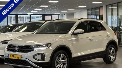 Occasion 2022 VW T-Roc Edition SUV | € 21.895 (Eerlijke prijs)
