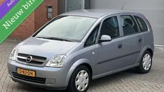 Grijs Gebruikt 2003 Opel Meriva MPV | € 1.250 (Goede deal)