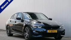 Gebruikt 2022 BMW 318 Comfort Edition Sedan | € 33.950 (Eerlijke prijs)