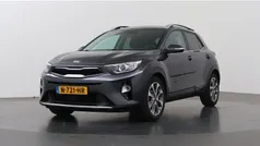 Grijs Gebruikt 2020 Kia Stonic SUV | € 20.935 (Eerlijke prijs)