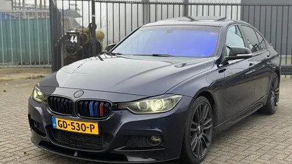 Blauw Gebruikt 2015 BMW 328 Executive Sedan | € 12.950 (Eerlijke prijs)