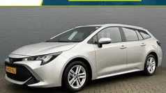 Grijs Gebruikt 2022 Toyota Corolla Active Stationwagen | € 23.685 (Eerlijke prijs)