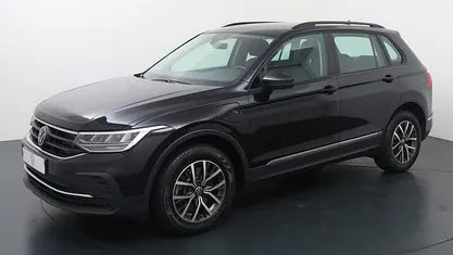 Gebruikt 2022 VW Tiguan Life SUV | € 34.840 (Eerlijke prijs)