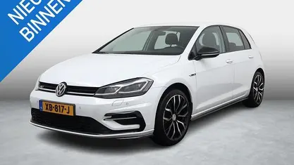 Wit Gebruikt 2017 VW Golf VII Highline Stationwagen | € 16.950 (Eerlijke prijs)