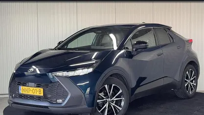 Occasion 2025 Toyota C-HR SUV | € 34.450 (Eerlijke prijs)