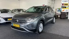 Grijs Gebruikt 2024 VW T-Roc Edition SUV | € 26.900 (Eerlijke prijs)