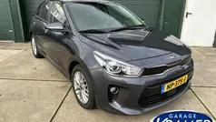 Grijs Gebruikt 2017 Kia Rio First Edition Hatchback | € 10.750 (Eerlijke prijs)