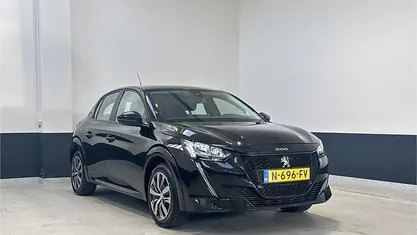 Occasion Peugeot e-208 Active 100 kW (136 PK) 2021 Zwart Hatchback