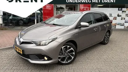 Gebruikt 2015 Toyota Auris Touring Sports Stationwagen | € 15.595 (Eerlijke prijs)