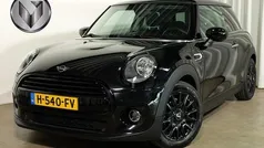 Zwart Gebruikt 2020 Mini Cooper Hatchback | € 16.495 (Goede deal)
