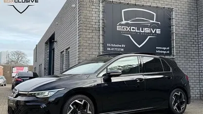 Occasion 2025 VW Golf VIII R-line Edition Hatchback | € 34.950 (Eerlijke prijs)