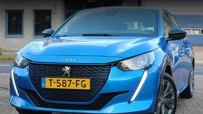 Occasion 2023 Peugeot e-208 Active Hatchback | € 18.395 (Eerlijke prijs)