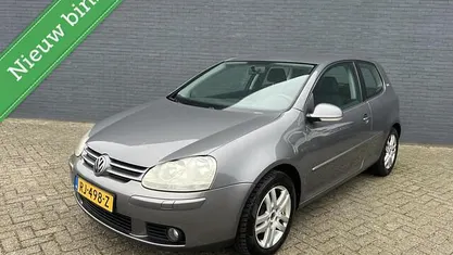 Occasion VW Golf IV Trendline 80 PK (58 kW) 2006 Grijs Hatchback