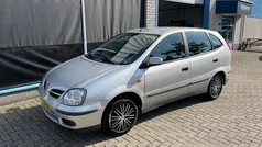 Grijs Gebruikt 2006 Nissan Almera Tino Visia MPV | € 1.850 (Eerlijke prijs)