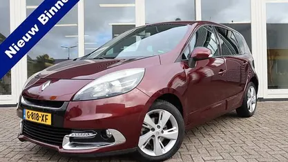 Gebruikt 2012 Renault Scénic Bose Edition MPV | € 9.500 (Eerlijke prijs)