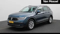 Blauw Gebruikt 2022 VW Tiguan Life SUV | € 30.400 (Eerlijke prijs)