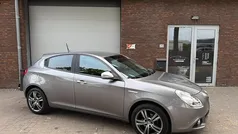 Gebruikt 2015 Alfa Romeo Giulietta Distinctive Hatchback | € 5.999 (Goede deal)