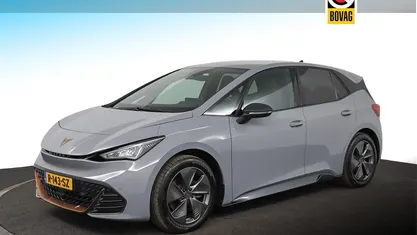 Grijs Occasion 2022 Cupra Born Hatchback | € 19.399 (Eerlijke prijs)