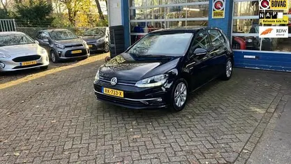 Zwart Gebruikt 2018 VW Golf VII Comfortline Hatchback | € 14.850 (Eerlijke prijs)
