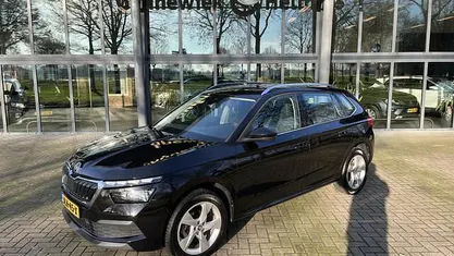 Gebruikt 2020 Skoda Kamiq Style SUV | € 19.360 (Eerlijke prijs)