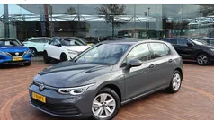 Grijs Gebruikt 2023 VW Golf VIII Business Hatchback | € 25.945 (Goede deal)