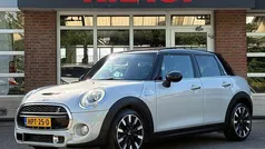 Gebruikt 2017 Mini Cooper S Business Hatchback | € 19.950 (Eerlijke prijs)