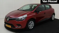 Rood Gebruikt 2019 Renault Clio IV Life Hatchback | € 9.935 (Goede deal)