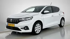Wit Gebruikt 2022 Dacia Sandero Comfort Hatchback | € 13.950 (Eerlijke prijs)