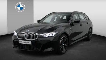 Occasion BMW 320e M Sport 204 PK (150 kW) 2023 Zwart Stationwagen