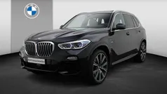 Zwart Gebruikt 2022 BMW X5 Executive SUV | € 67.900 (Eerlijke prijs)