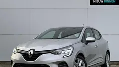 Gebruikt 2020 Renault Clio V Zen Hatchback | € 12.900 (Eerlijke prijs)