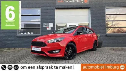 Rood Occasion 2017 Ford Focus ST-Line Stationwagen | € 10.700 (Eerlijke prijs)